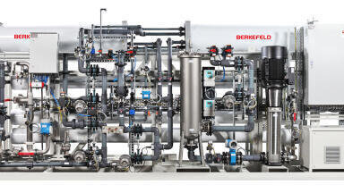 Gas and Steam Power Plant in Trinidad with High Demands on Process Water   