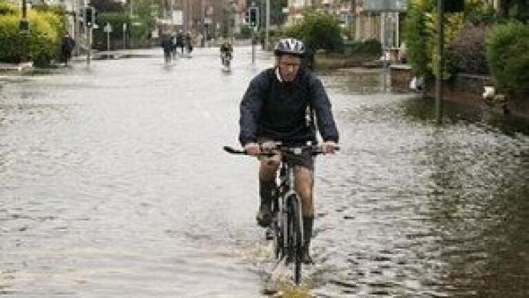 Water clean-up action needed in flooded south-west England