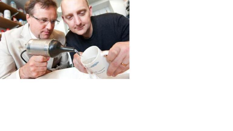 Revolutionary ultrasonic nozzle that will change the way water cleans