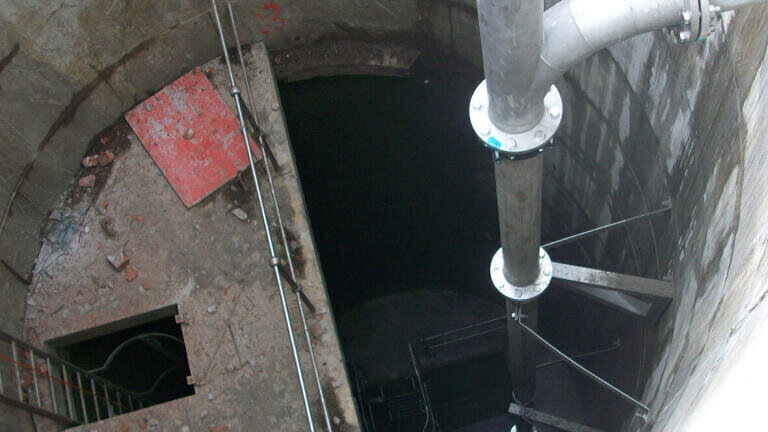 Hydro Vortex Drop™ Shaft Key to Undersea Sewage Access