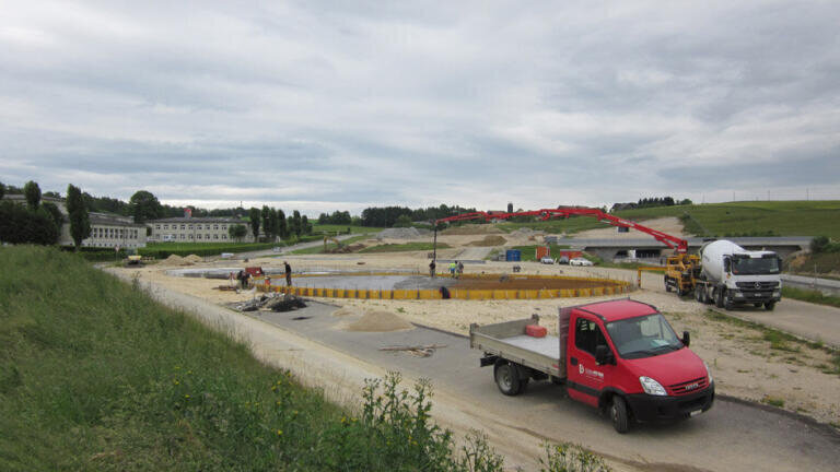 Energy from Biogas to Keep Swiss Army Warm