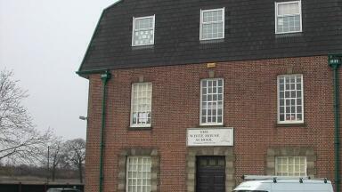 Landia move in to The White House
