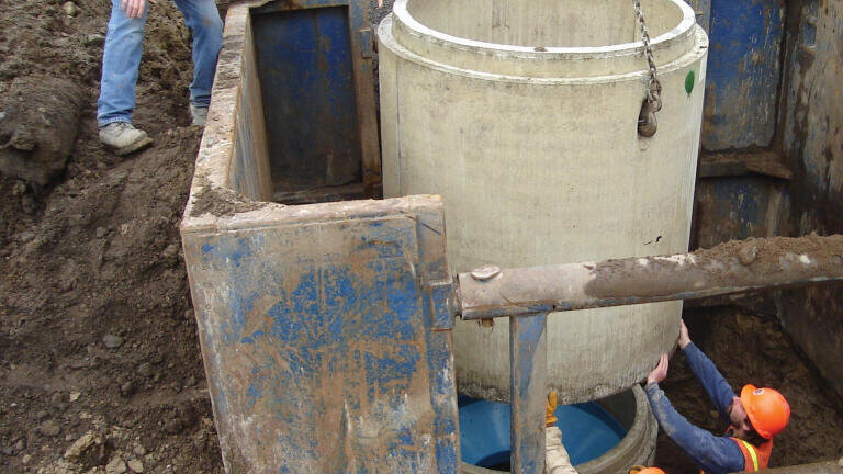 Installing a hydro downstream defender. 