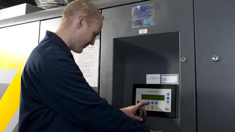 Packaging Company’s Compressor Waste Heat Helps to Warm Local College