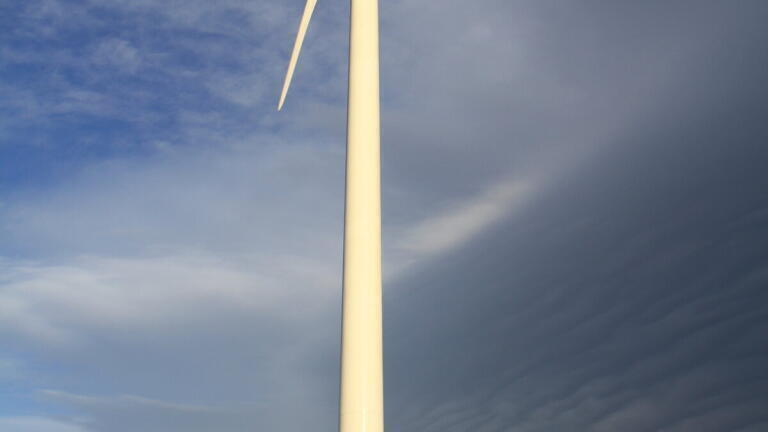 Renewable Energy Solutions Distributor Announces Partnership with US Turbine Manufacturer