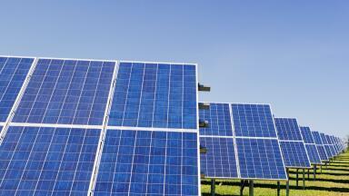 What Are the Advantages and Disadvantages of Importing Solar Energy?