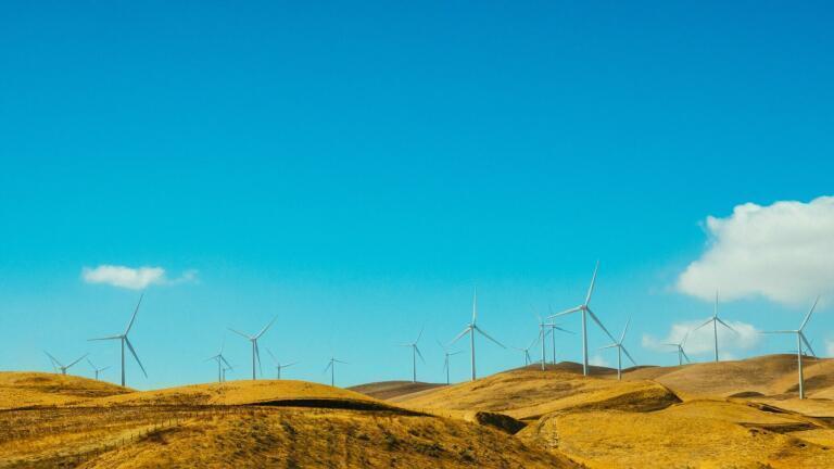 Obama Targets Shift from Fossil Fuels to Clean Energy 