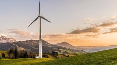 Coal Falls Behind Renewables in UK Electricity Market for First Time