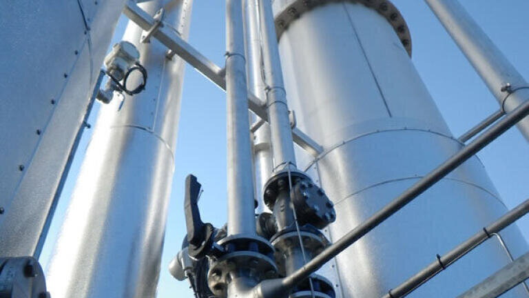The plant in Ebsdorfergrund produces 1,000 standard m³/h of raw biogas and efficiently conditions it to 550 standard m³/h of natural gas equivalent biomethane.