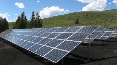 Government Subsidy Cuts Threaten UK Solar Industry