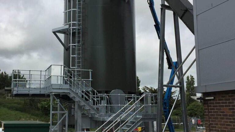 Worthing Truck Loading Silo for Southern Water featuring a Saxlund infeed chain conveyor