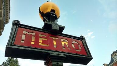 London Take Note – Paris Makes Public Transport Free