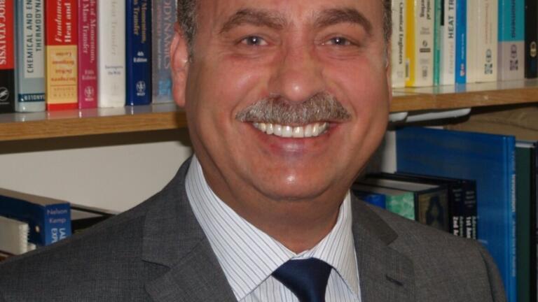 Chemical Engineering Professor Develops Self-Cleaning Membranes for Sustainable Desalination