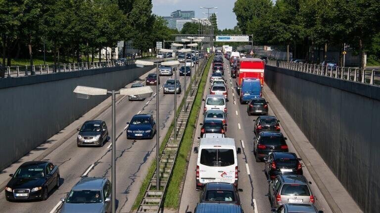 How Polluted Is Rush Hour?