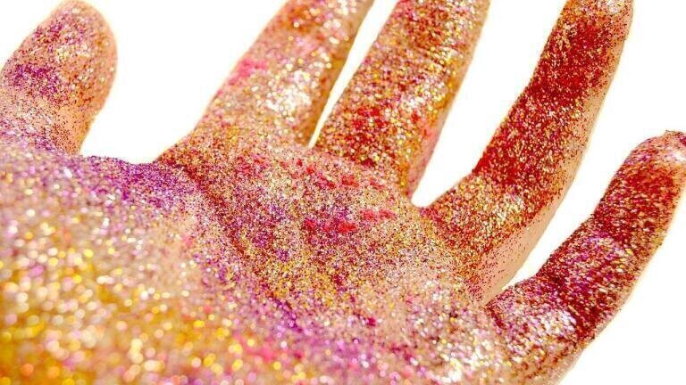 Should Glitter Be Banned?