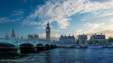 How Long Did London Take to Exceed Pollution Limits in 2018?