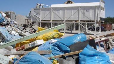 Efficient storing, conveying and metering of Biodegradables