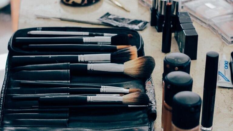 Do Beauty Products Contribute to Pollution?