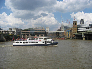 How Much Do London Ferries Pollute?