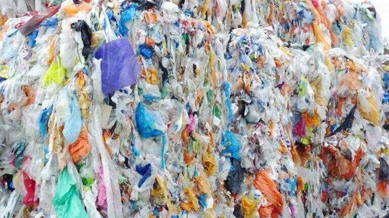 Neste aiming to use waste plastic as a raw material for fuels and plastics