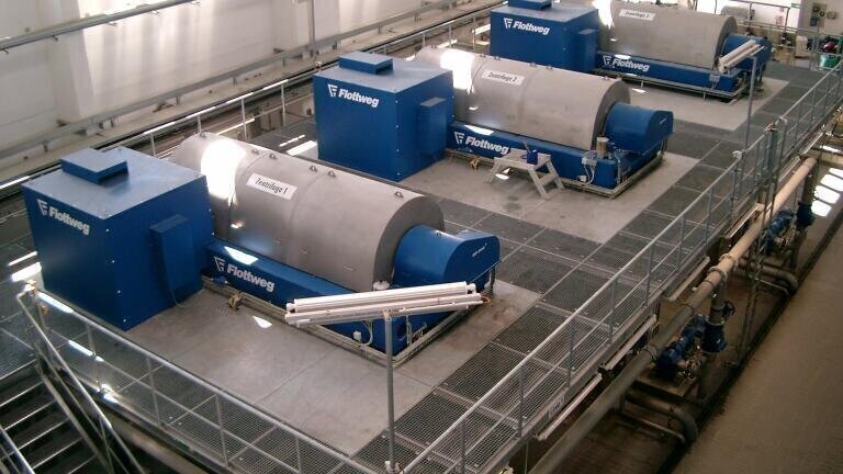 Sewage Sludge Dewatering Using High Efficiency Decanter Centrifuges