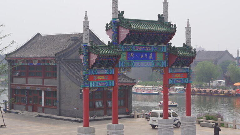 China Steps Up Pollution Battle in 'Steel City' Tangshan