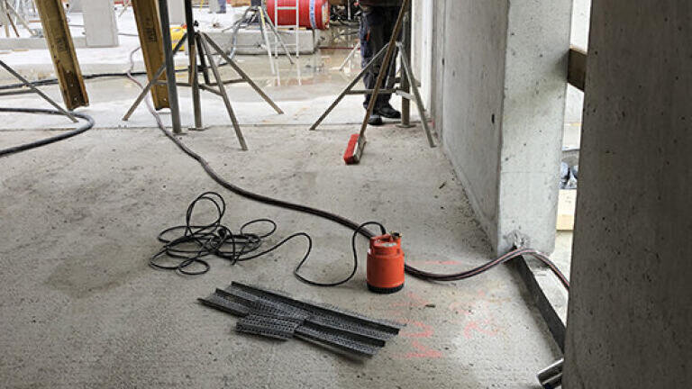 Removing water from Flat surfaces