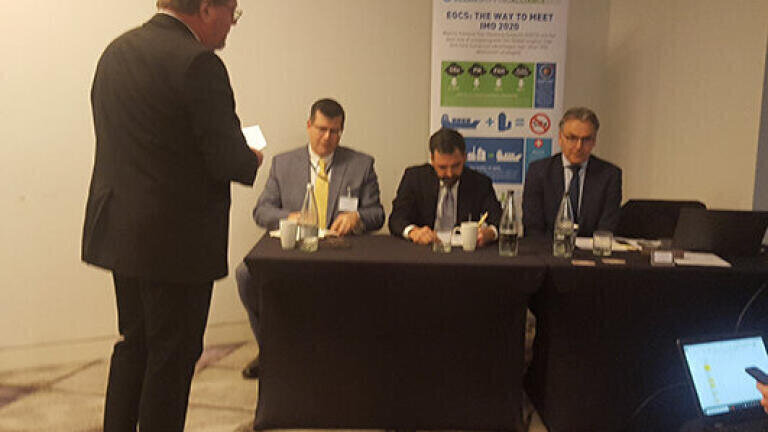 Conference moderator consultant Niels Bjorn Mortensen questions the shipowner on scrubber efficiency