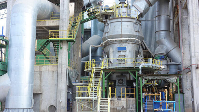 Grinding mill on a cement plant