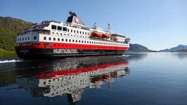 Shipping line makes large-scale investment in batteries an biofuel to cut emissions by 25%