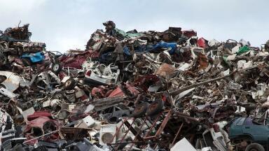 What Are the Pros and Cons of Landfill?