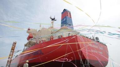 Methanol-fuelled ships less costly to build and operate than those burning LNG