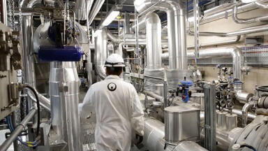 Veolia accelerates programme to create hydrogen and cut carbon emissions