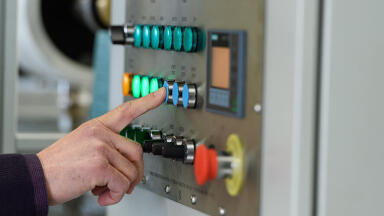 New batch reverse osmosis unit uses 50% less energy for water purification and 80% less waste.