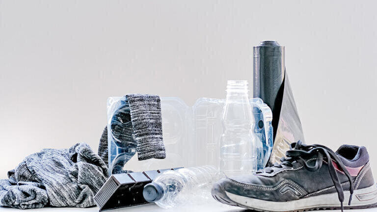 Mixed PET plastics before processing