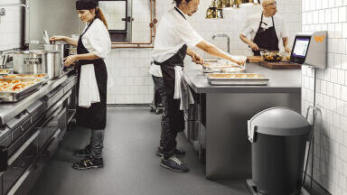 ISS Achieves Remarkable Milestone in Sustainable Food Service, Cuts Global Food Waste by 30%