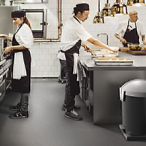 ISS Achieves Remarkable Milestone in Sustainable Food Service, Cuts Global Food Waste by 30% - Vimarsana News