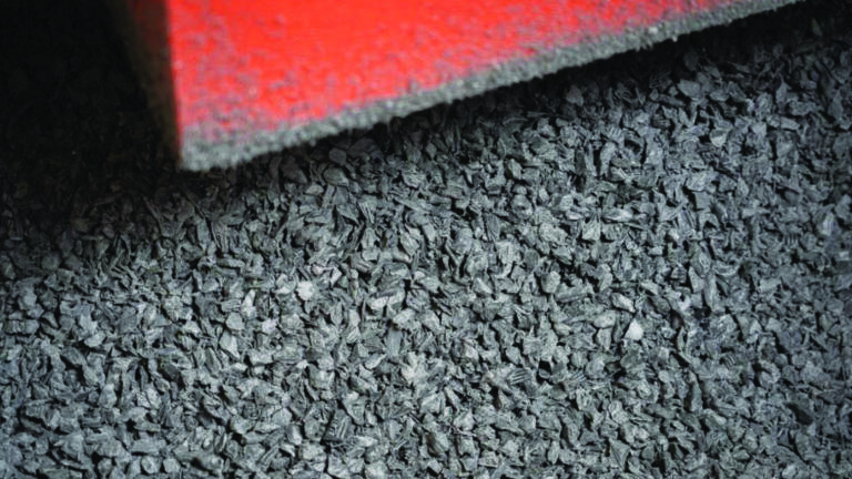 The FRP granulate after shredding with the WEIMA WLK 4