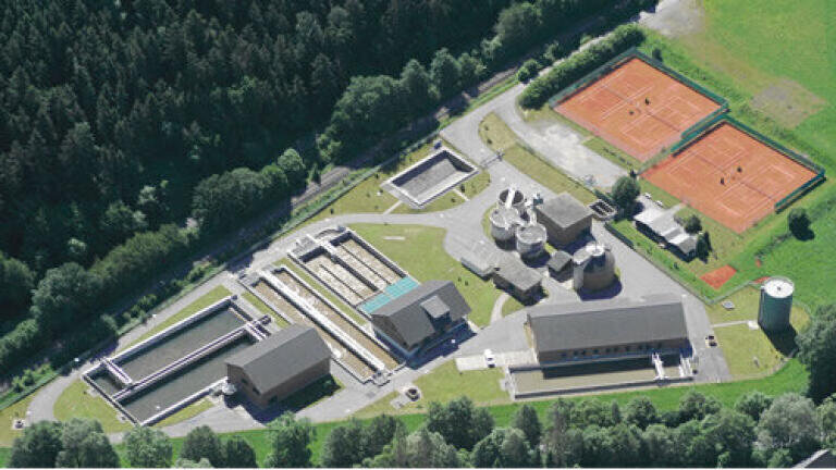 Highly Efficient Dewatering of Sewage Sludge
